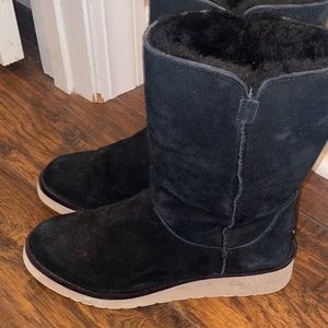 Ugg Koolaburra Boots - Black